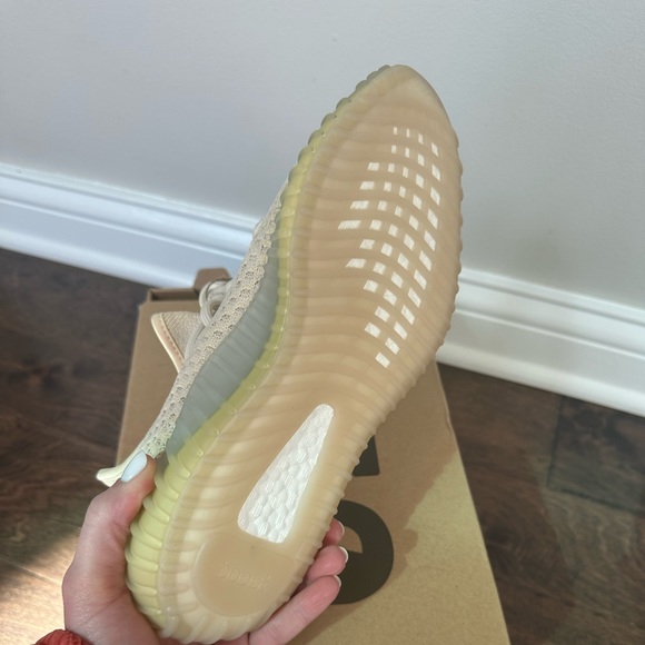 New in box- Adidas Yeezy Boost 350 v 2. The color way is flax. - Picture 4 of 5